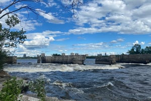 Aylmer with the gang