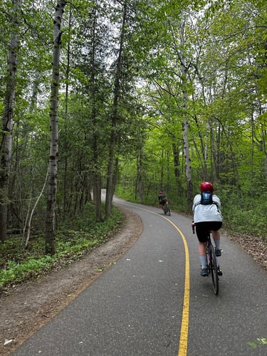 Riding around Bruce Pit with the gang