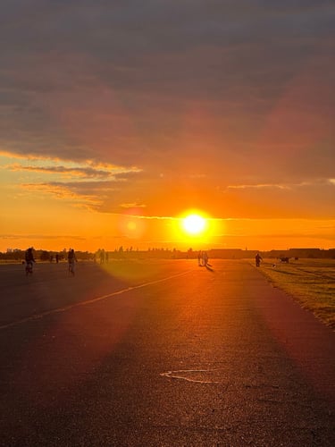 Sunset Tempelhof Ride